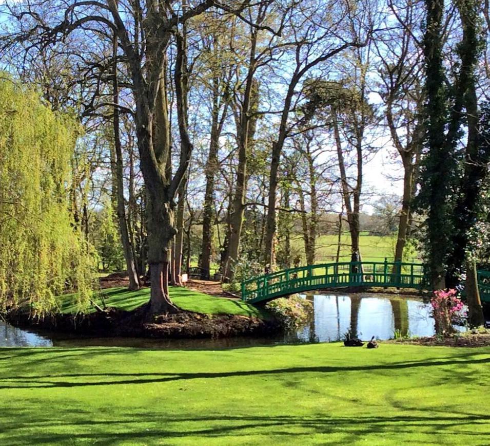 Mulberry House Ongar Exterior foto