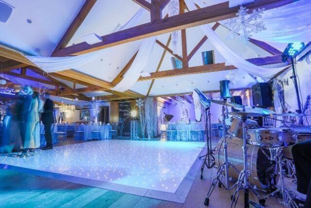 Mulberry House Ongar Exterior foto