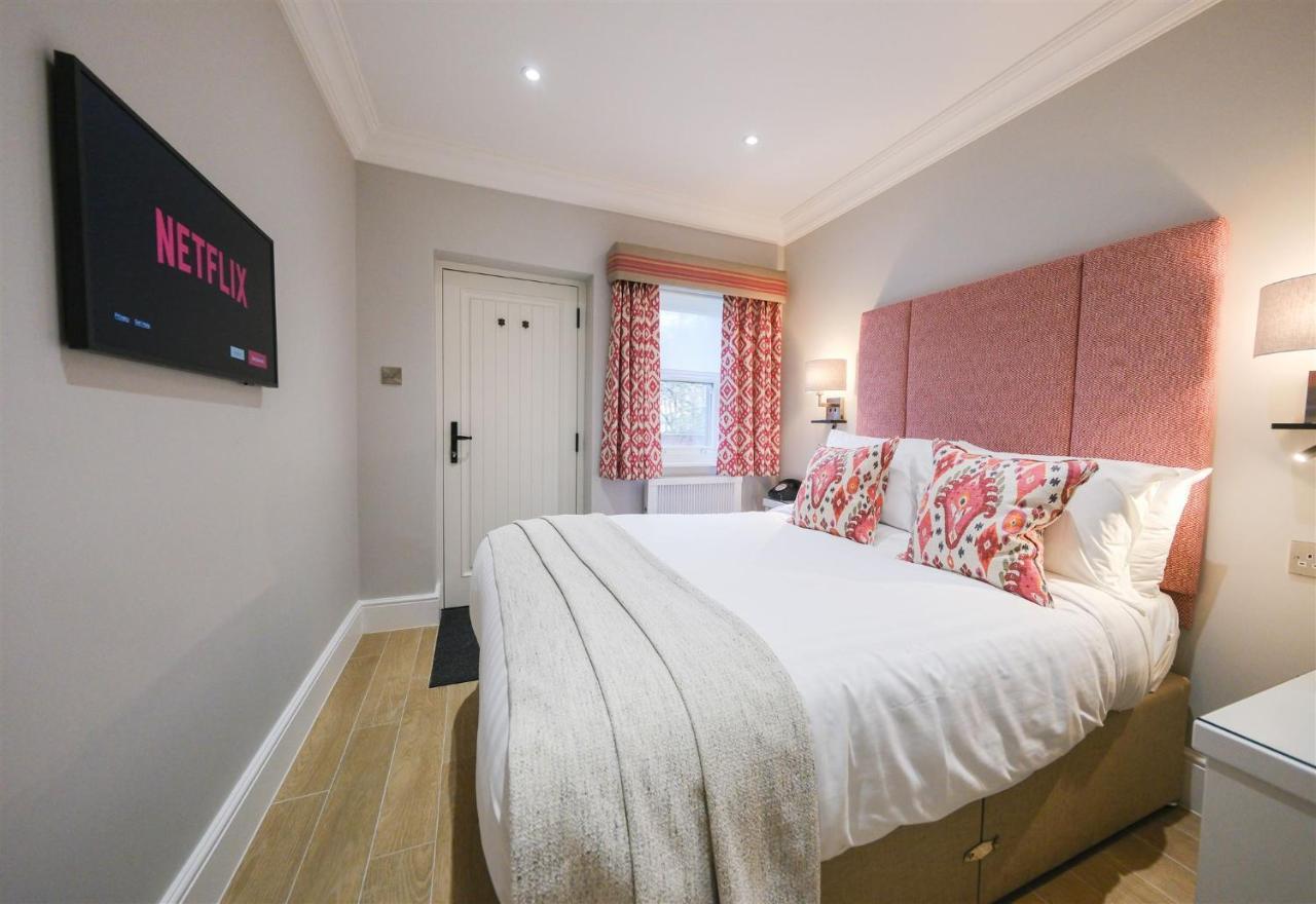 Mulberry House Ongar Exterior foto