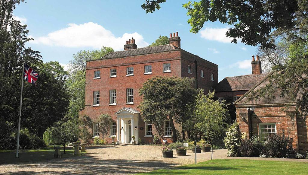 Mulberry House Ongar Exterior foto